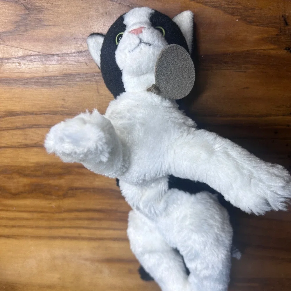 Russ Berrie‎ Yomiko Classics rare tuxedo Cat Plush 12 in Black White vintage Y2K